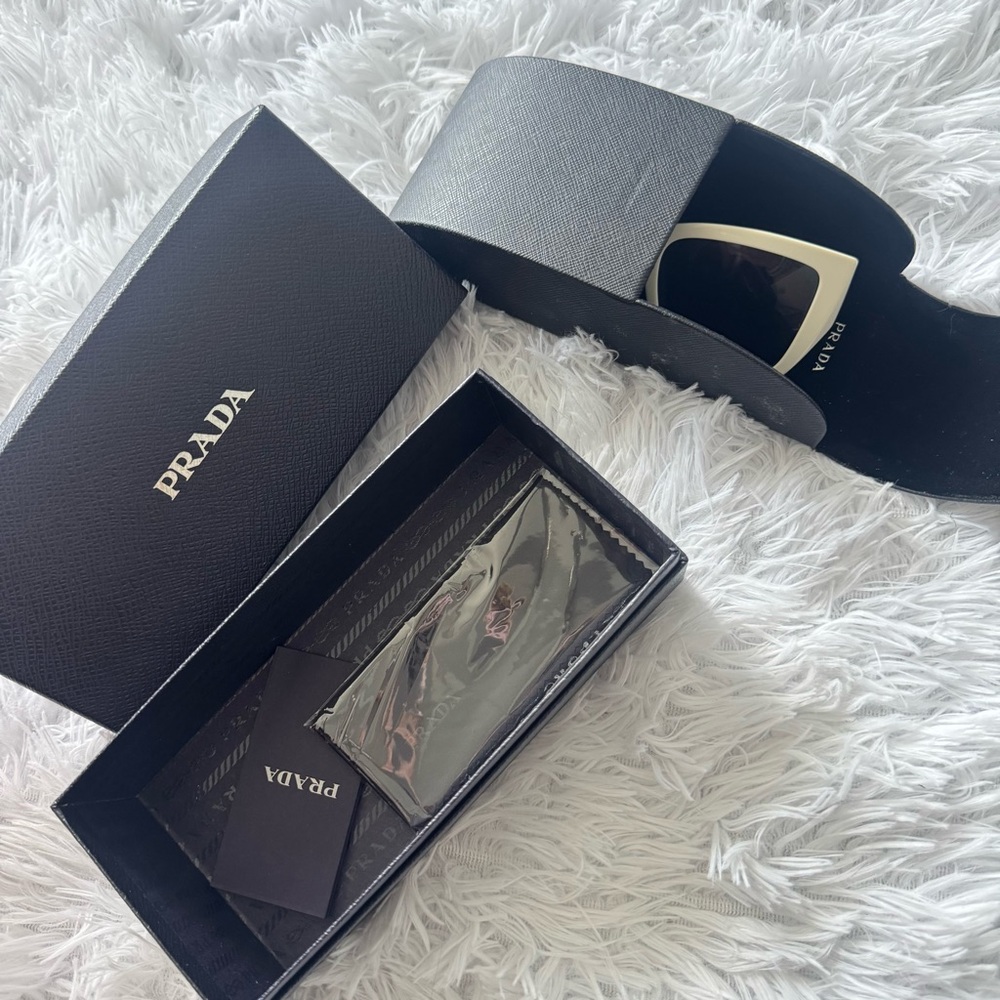 Prada Ivory White Sunglasses Oversized - Picture 4 of 13